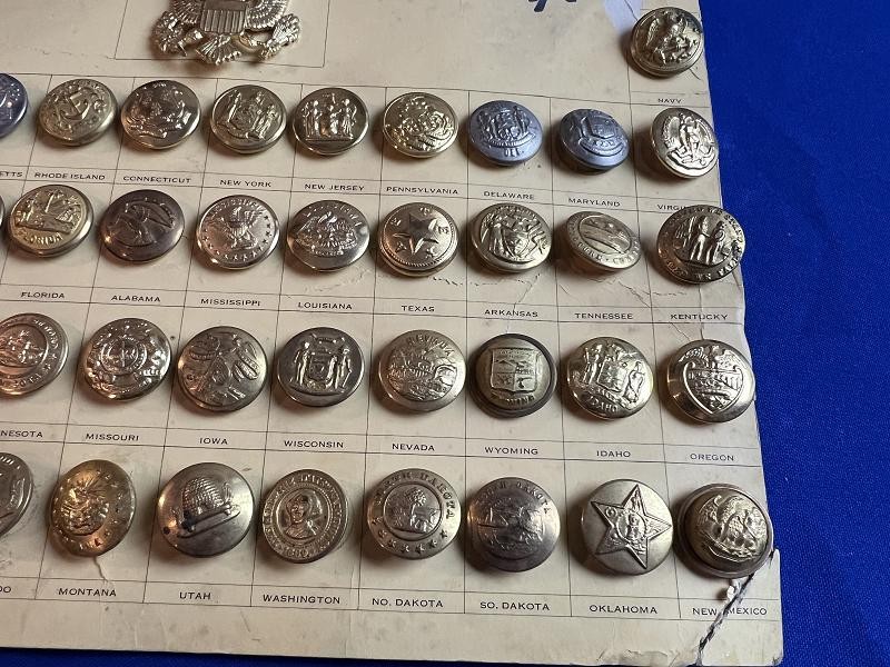 COLLECTION OF ALL USA STATE SEAL COAT BUTTONS AND ARMY NAVY ON ORIGINAL CARD