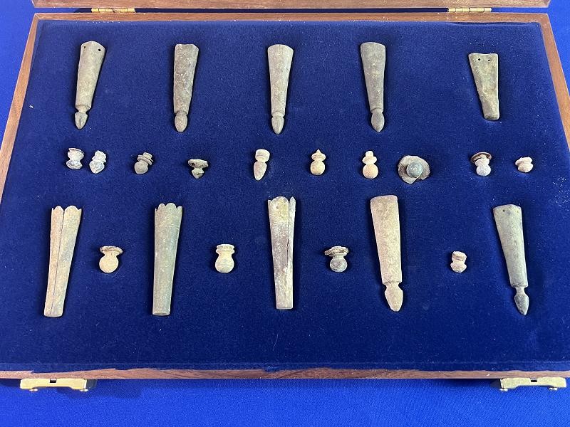 CONFEDERATE COLLECTION OF DUG BAYONET SCABBARD TIPS AND LEAD CARTRIDGE BOX FINIALS