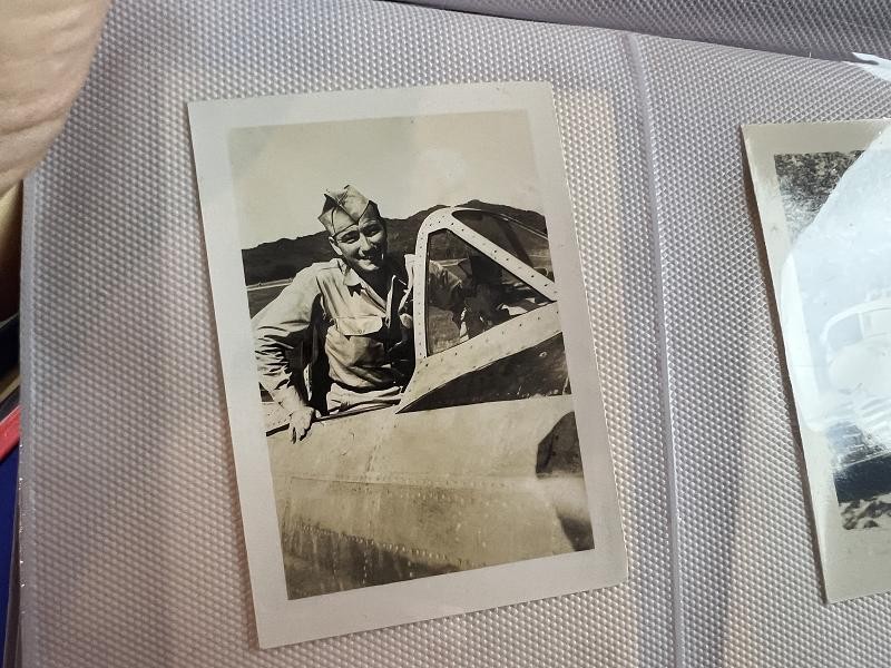 EXCELLENT US WWII & KOREAN WAR ALBUM OF 200 PHOTOS