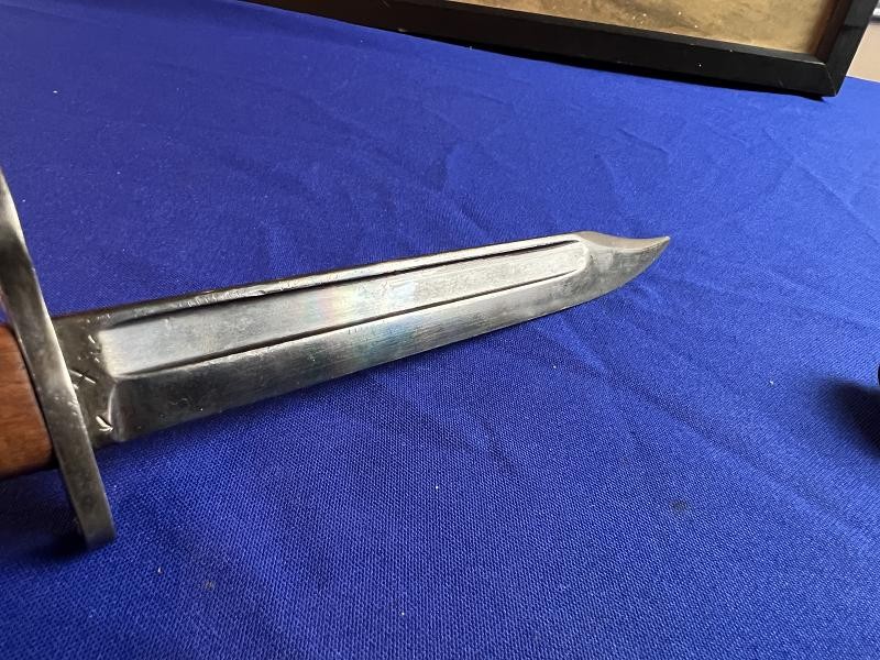 ORIGINAL BRITISH NO.5 MKI JUNGLE CARBINE BAYONET WITH SCABBARD MARKED WSC