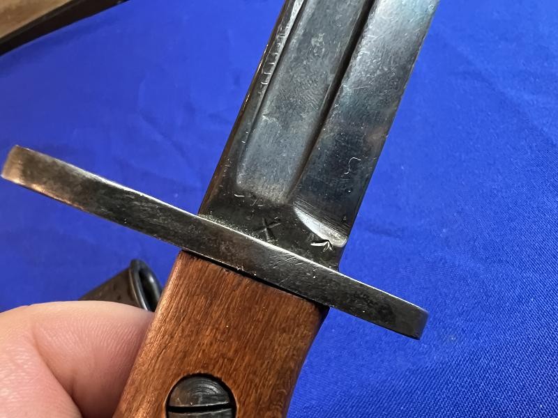 ORIGINAL BRITISH NO.5 MKI JUNGLE CARBINE BAYONET WITH SCABBARD MARKED WSC