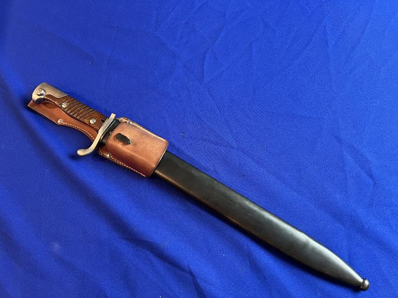 WWI FINE GERMAN S98/05 BUTCHER BAYONET MARKED WKC WITH FROG & SCABBARD