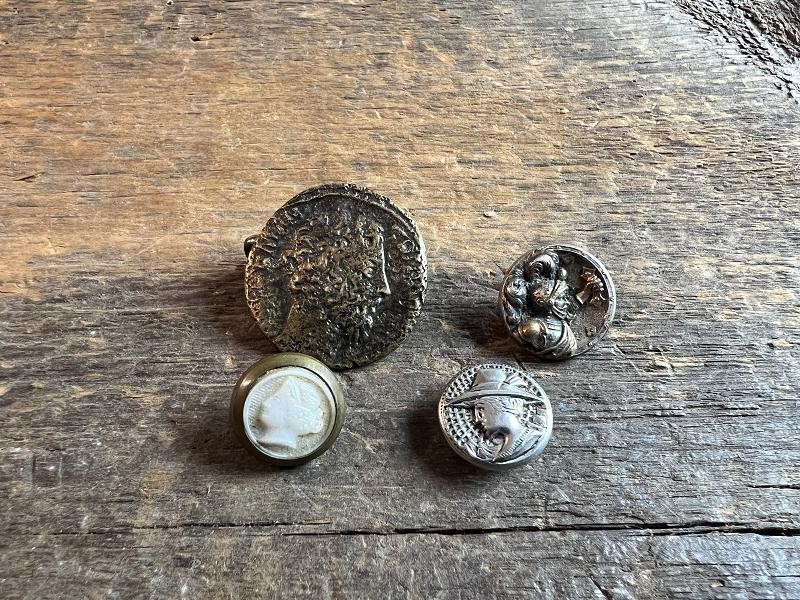 GROUP OF ANTIQUE BUTTONS
