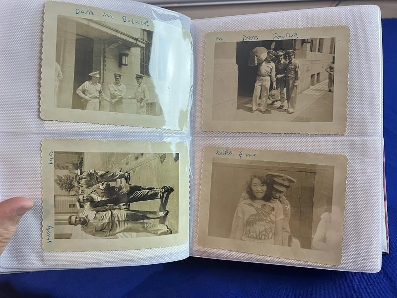 EXCELLENT US WWII & KOREAN WAR ALBUM OF 200 PHOTOS