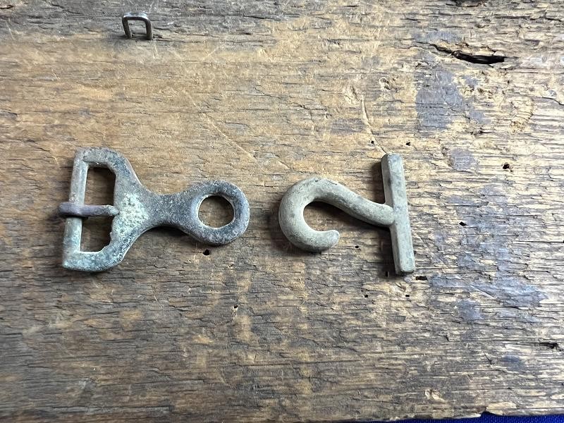 DUG ISAACS CAMPBELL CONFEDERATE KNAPSACK BUCKLE & HOOK
