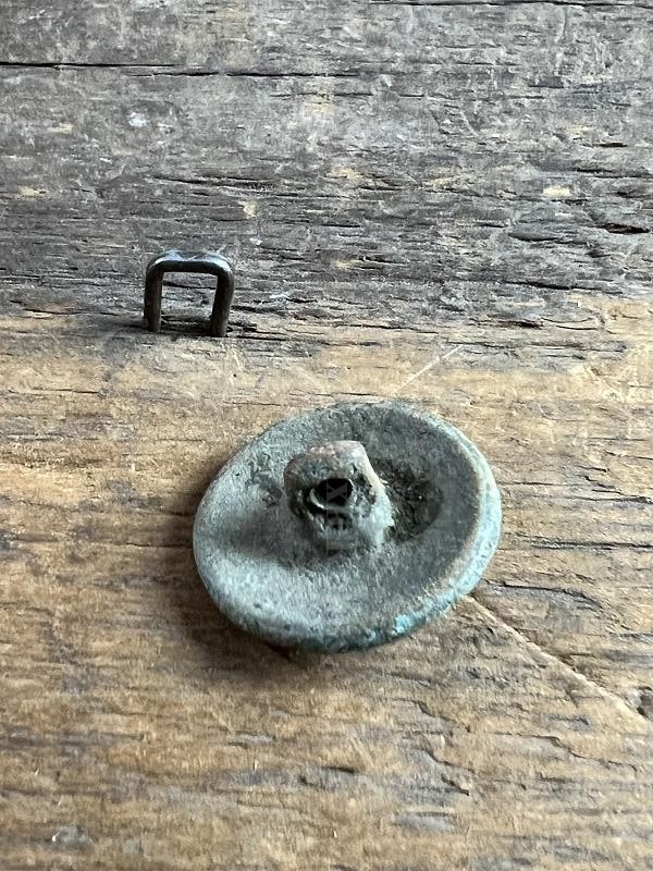 DUG CIVIL WAR CONFEDERATE CAST I INFANTRYMAN'S COAT BUTTON VICKSBURG MS