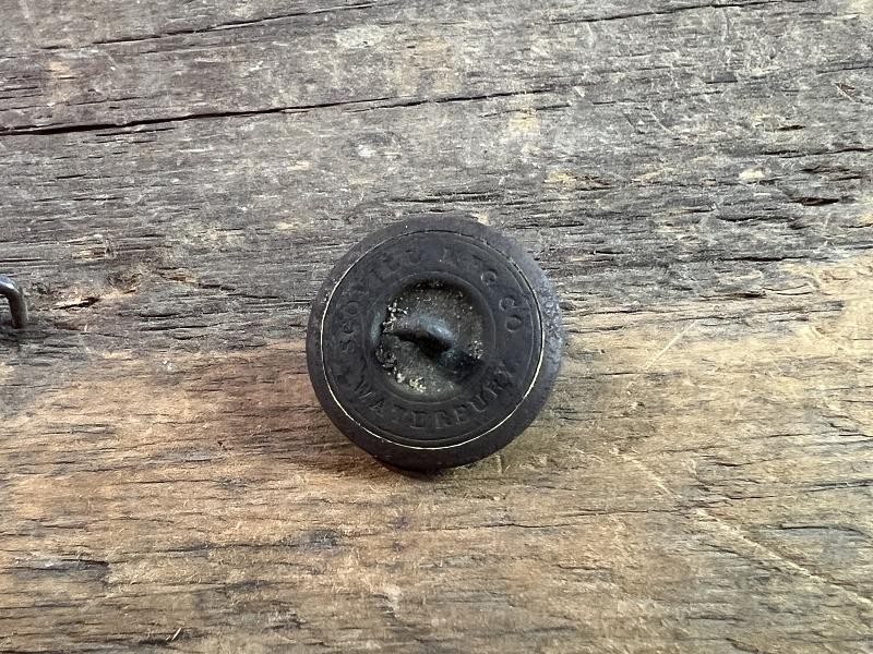 DUG CIVIL WAR RHODE ISLAND STATE SEAL STAFF COAT BUTTON 23MM