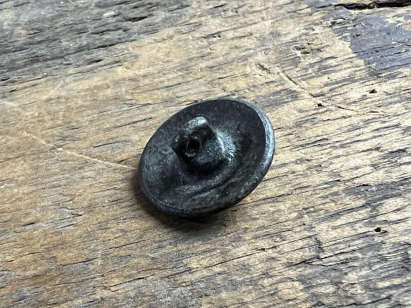 DUG CIVIL WAR CONFEDERATE CAST I INFANTRYMAN'S COAT BUTTON ANDERSONVILLE