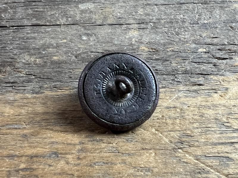 DUG CONFEDERATE GEORGIA COAT BUTTON WITH HORSTMANN RAYS BM