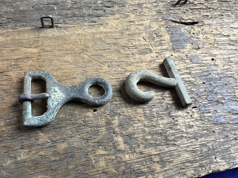 DUG ISAACS CAMPBELL CONFEDERATE KNAPSACK BUCKLE & HOOK